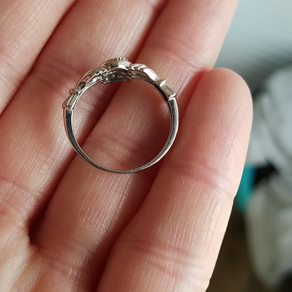 Womens Callaghan Ring - Picture 2 of 4